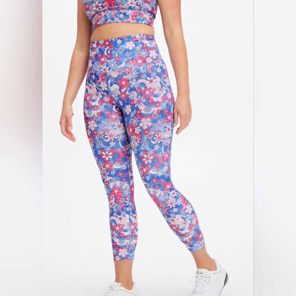 Fabletics PureLuxe Ultra High Waisted 7/8 Leggings Floral Print Size Medium